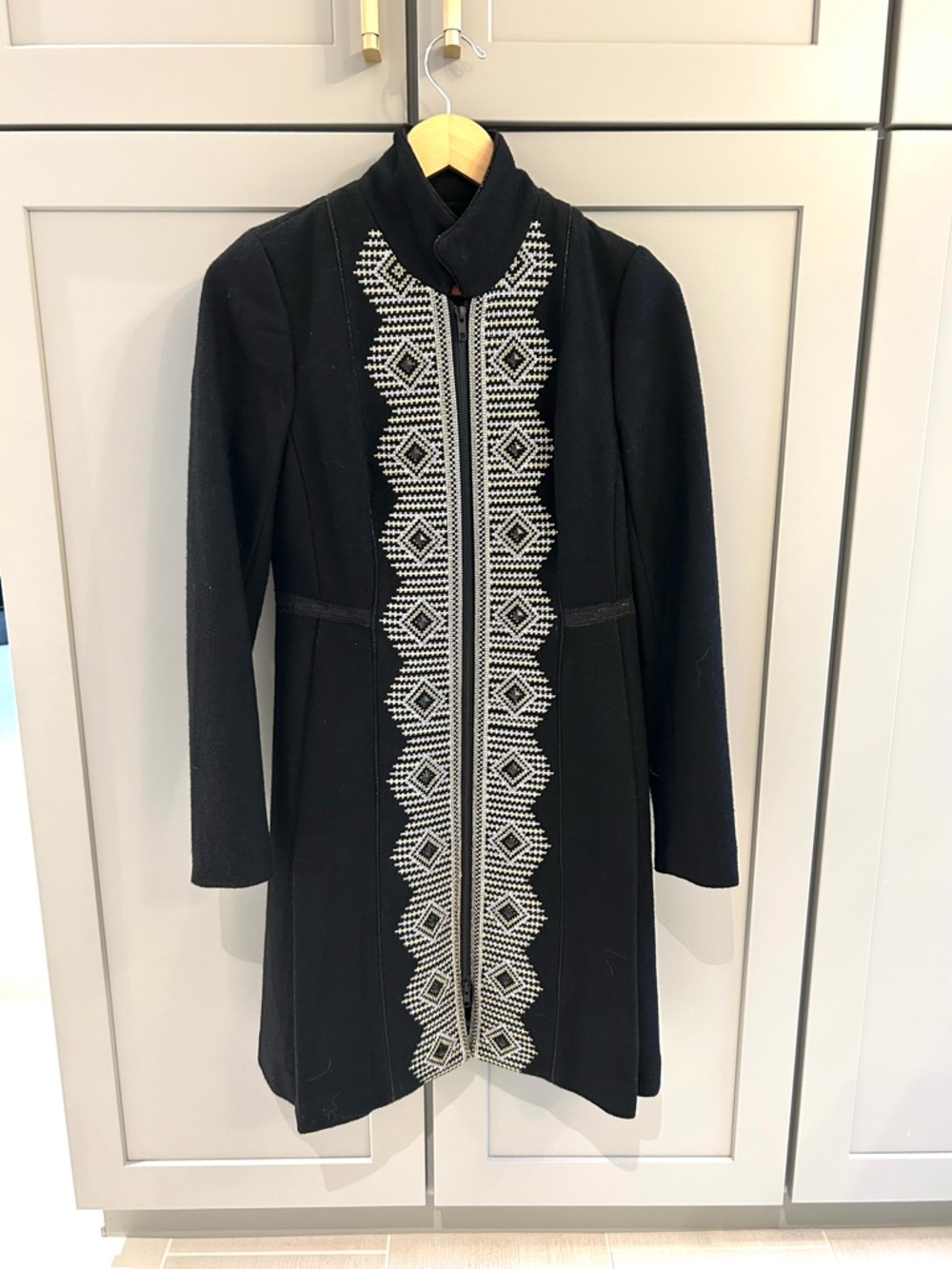 🖤 NWT! Plenty by Tracy Reese Black Princess Coat with Metallic Embroidery - Picture 2 of 12